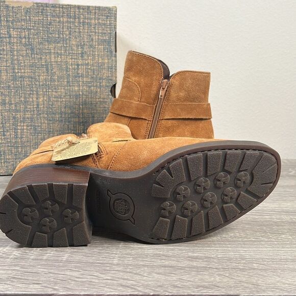 Born Tori Cream Suede Boots - Picture 7 of 10